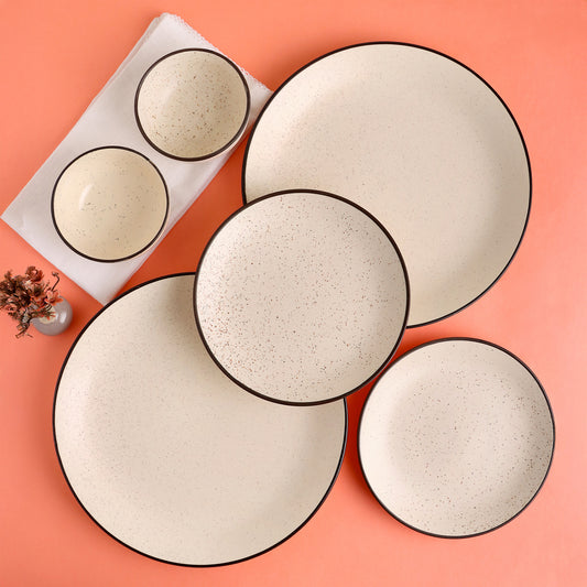 KLÉ Ceramics Essentials Dinner Set | 2 Dinner Plates, 2 Quarter Plates and 2 Bowls (225ml) | Microwave and Oven Safe - 100% Handmade. (Peppered White)