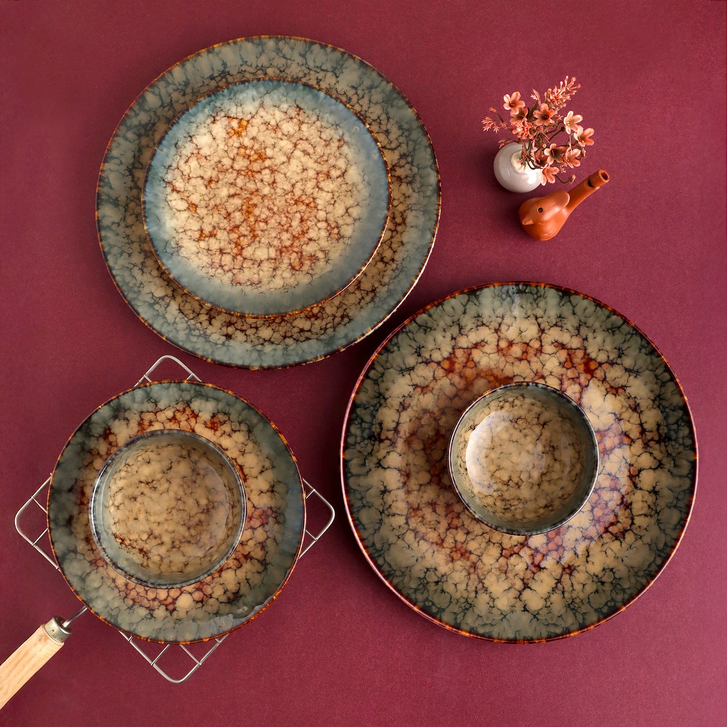 KLÉ Ceramics Essentials Dinner Set | 2 Dinner Plates, 2 Quarter Plates and 2 Bowls (225ml) | Microwave and Oven Safe - 100% Handmade. (Marrakesh Ember)